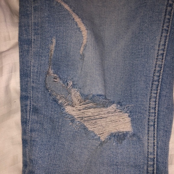 Zara Tapered Fit Ripped Skinny Jeans - Picture 2 of 9
